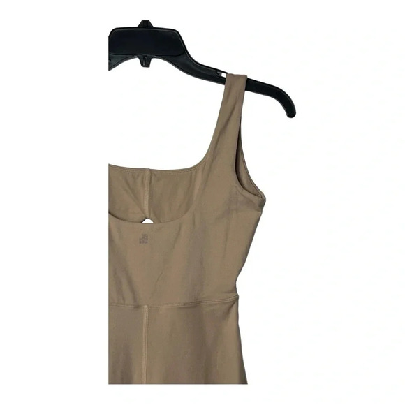1565. WEWOREWHAT SLEEVELESS CUTOUT BODYSUIT WITH SHORT KEYHOLE IN FRONT BEIGE - Picture 8 of 10